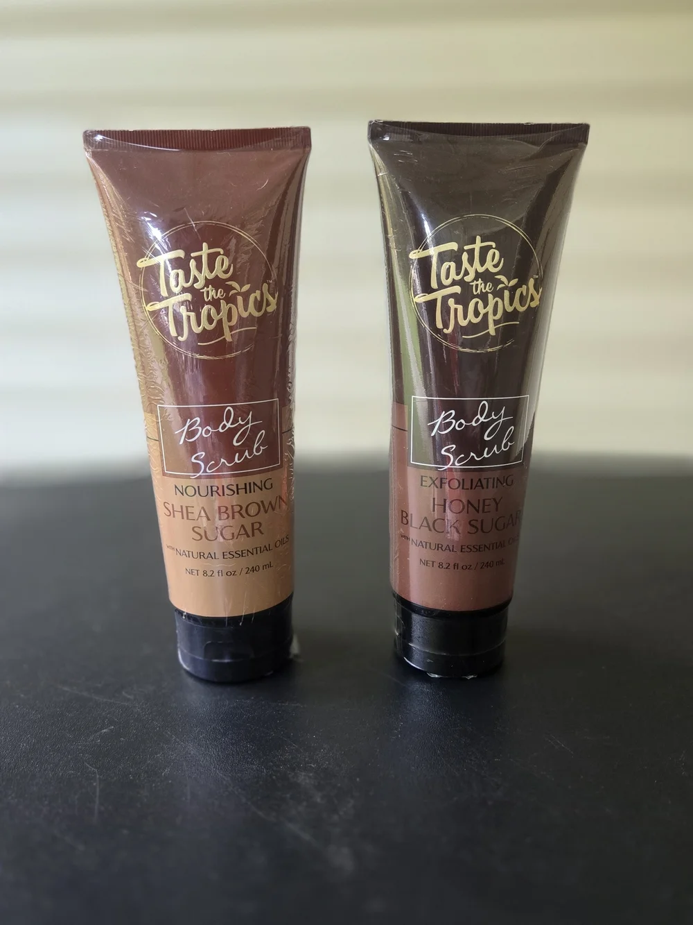 Nourishing Shea Brown And Honey Black Sugar Body Scrub - Brown